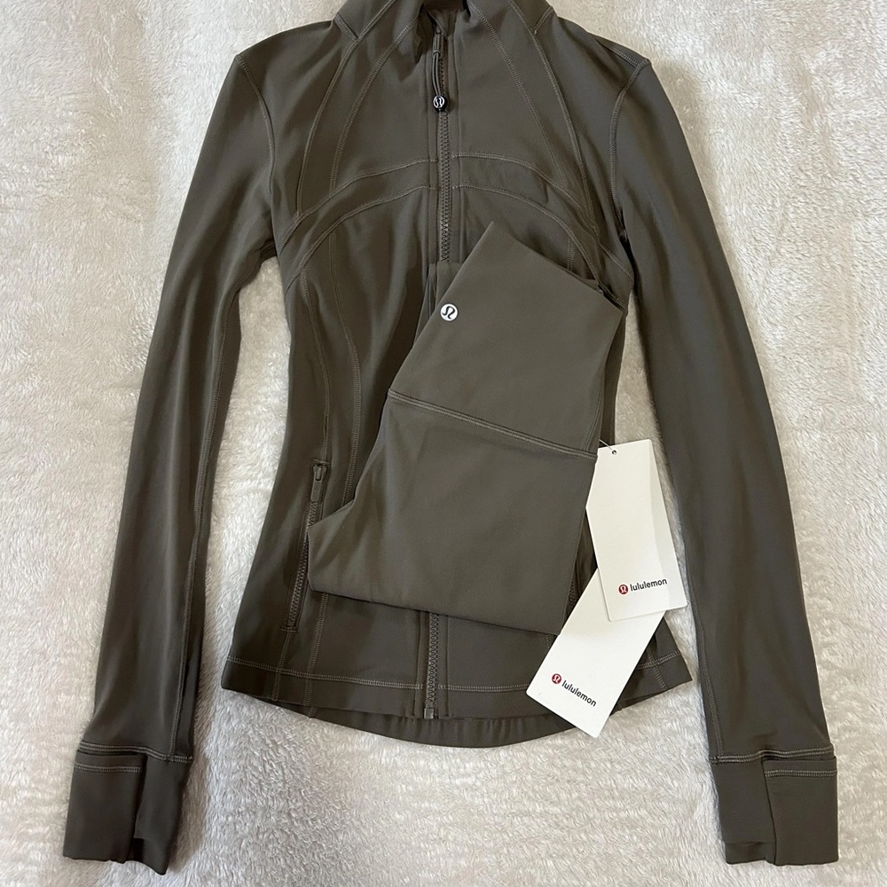 lululemon athletica Women's Utility Jacket in Tan